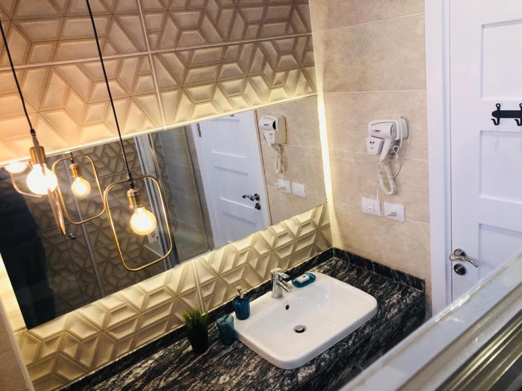 Sodic Westown Residence1-Near Elnada Hospital 'Izbat Yusif Barradah 외부 사진